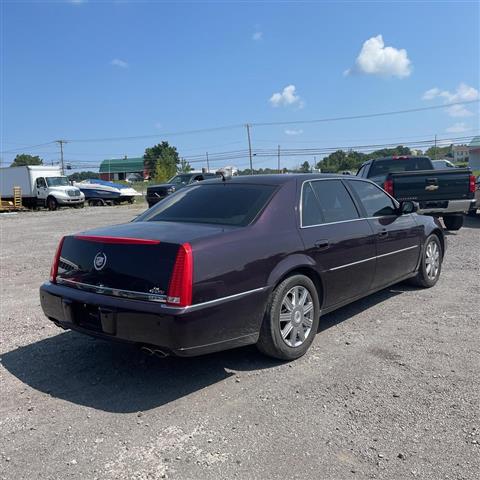 $9000 : 2008 CADILLAC DTS image 4