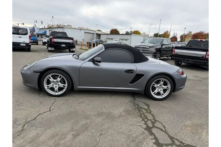 $16000 : Porsche Boxster 2005 2dr Roa image 2