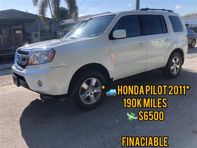 $6500 : HONDA PILOT (CARROS CASH) image 1