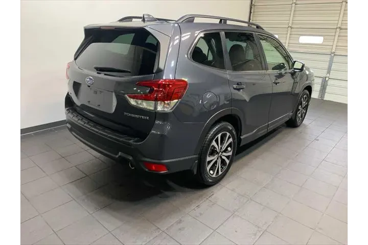 $26989 : Subaru Forester 2021 AWD Lim image 3