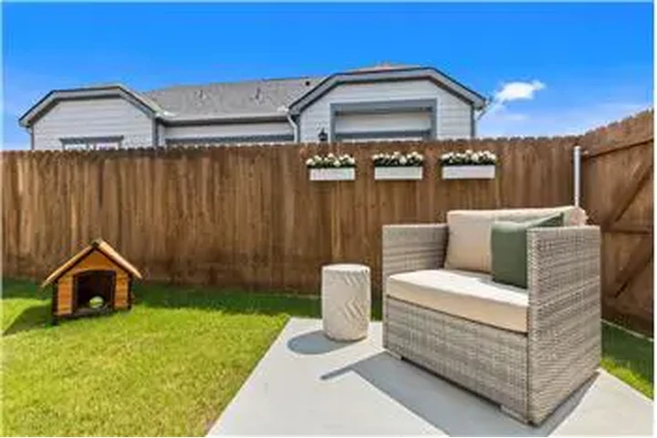 $2149 : Rental property with 2 bedro image 3