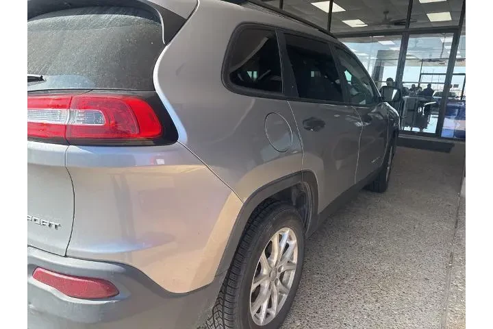 $8751 : Jeep Cherokee 2017 Sport 4dr image 5