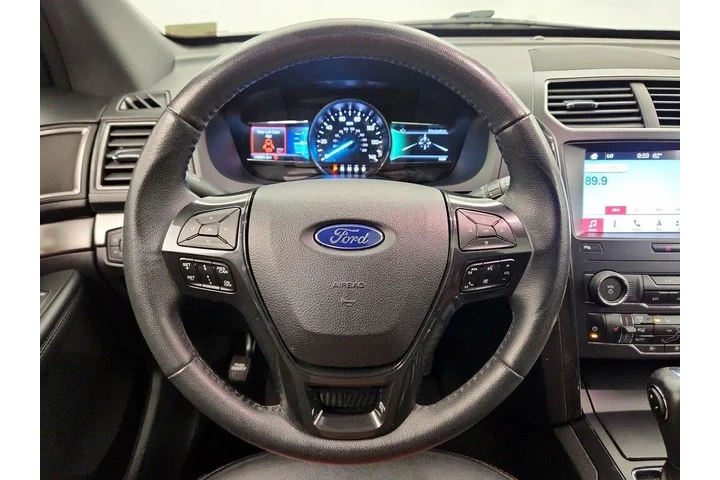 $25998 : Ford Explorer 2019 AWD XLT 4 image 10