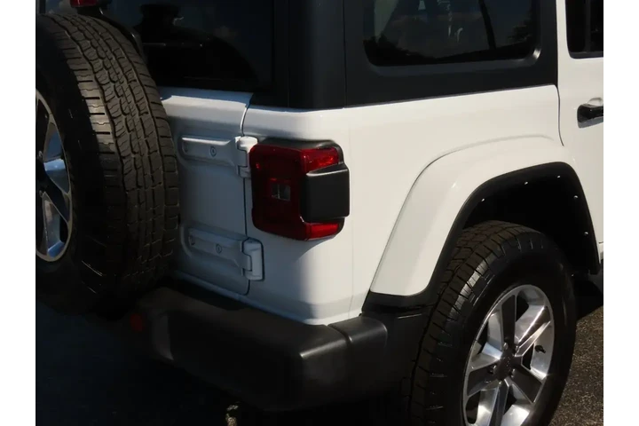 $27999 : Jeep Wrangler Unlimited 2021 image 10