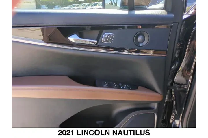 $28575 : Lincoln Nautilus 2021 Reserv image 10