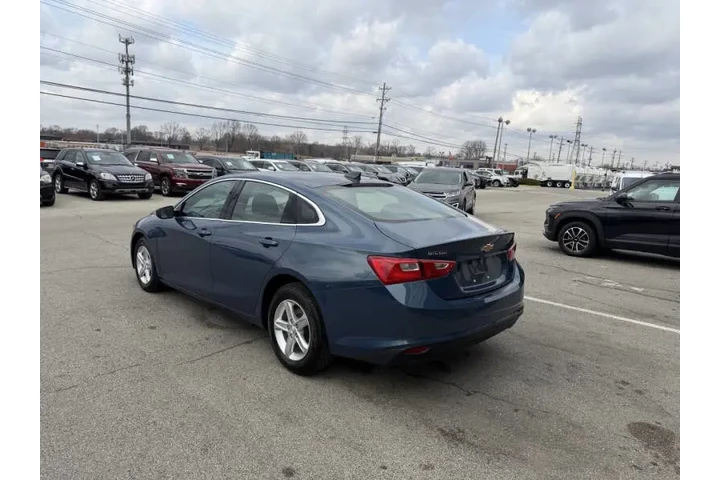 $16850 : 2024 Malibu LS image 5