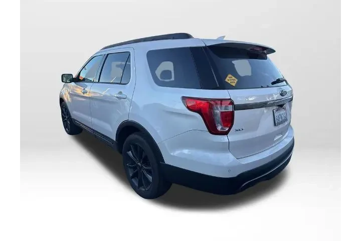 $13301 : Ford Explorer 2017 XLT 4dr S image 5