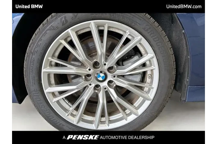 $39495 : BMW 3 Series 2024 AWD 330i x image 2