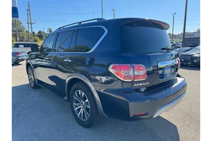 $18990 : Nissan Armada 2018 4x4 SV 4d image 5