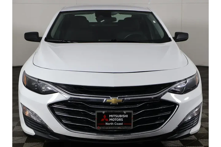 $13893 : Chevrolet Malibu 2023 LT 4dr image 8