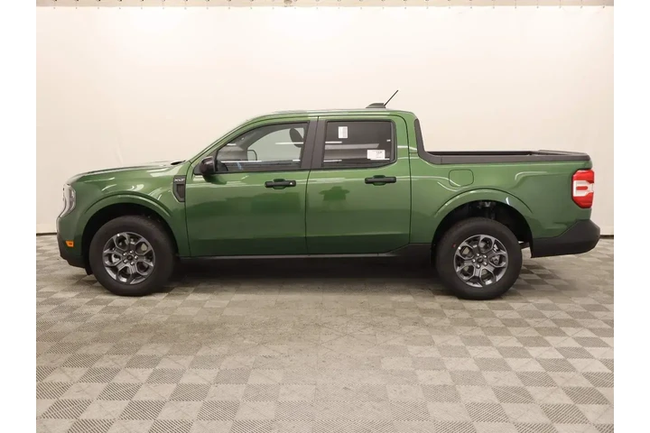 $30995 : Ford Maverick 2025 AWD XLT 4 image 2