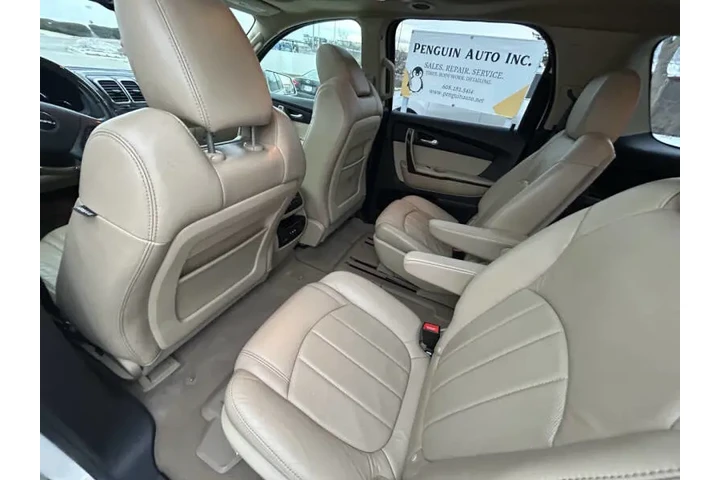 $7490 : 2011 GMC Acadia Denali image 10