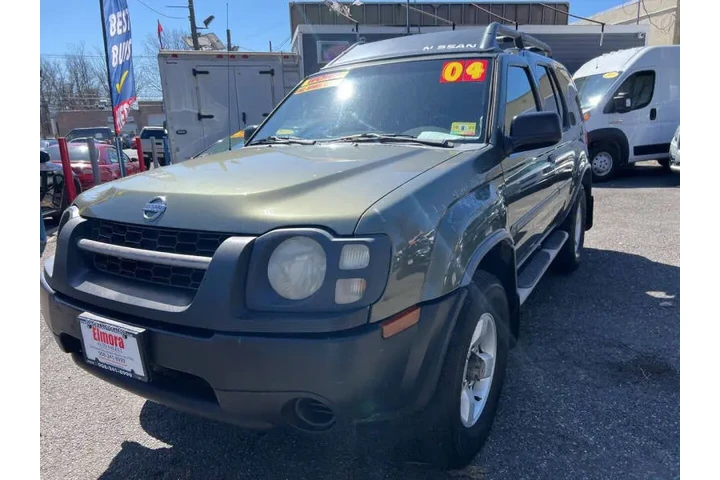 $3999 : 2004 Xterra SE image 1