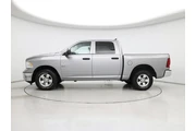 $25998 : Ram 1500 Classic 2023 4x4 SL thumbnail