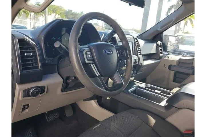 $15990 : Ford F-150 2019 4x2 XL 4dr S image 10