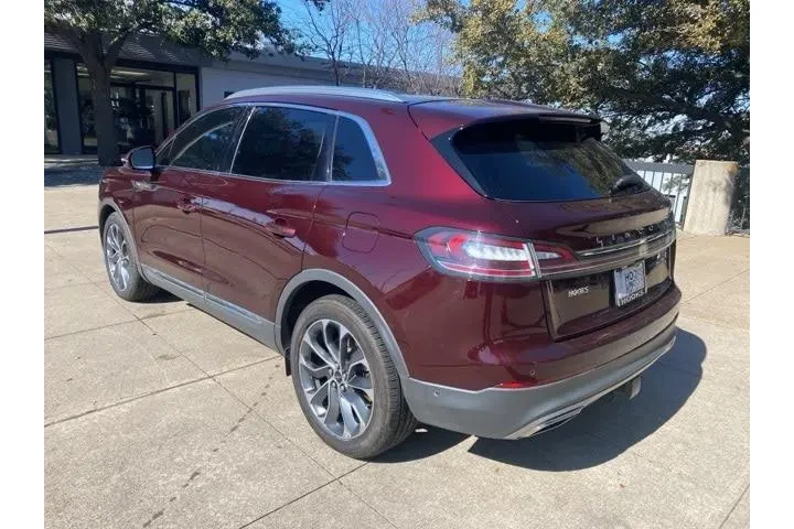 $30980 : Lincoln Nautilus 2022 AWD Re image 4