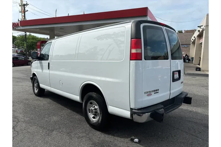 $14999 : 2014 GMC Savana 2500 image 5