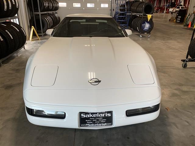 $17953 : 1994 Corvette Base (STD is Es image 5