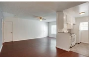 $1985 : 2 Bedroom with parking in LA thumbnail