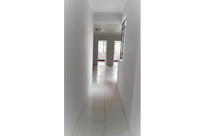 VENDO LINCE DEPARTAMENTO image 2
