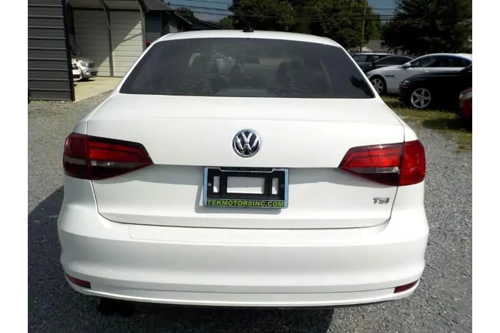 $9989 : 2018 Jetta 1.4T SE 6A image 4