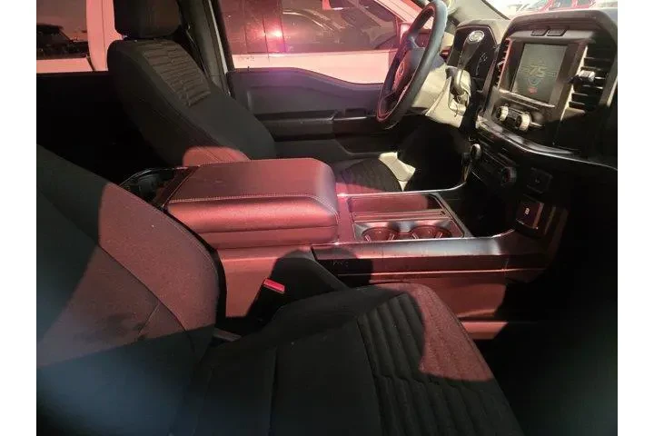 $32724 : Ford F-150 2023 4x2 XL 4dr S image 3