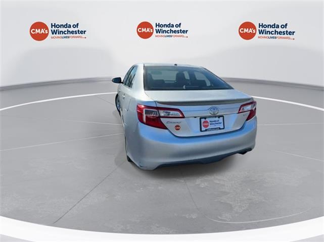 $15700 : PRE-OWNED 2014 TOYOTA CAMRY L image 7