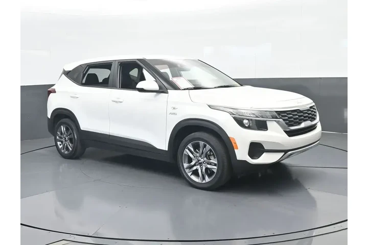 $15899 : Kia Seltos 2022 AWD LX 4dr S image 8