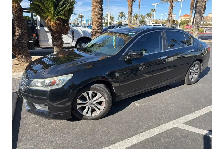 $14250 : Honda Accord 2014 LX 4dr Sed image 1