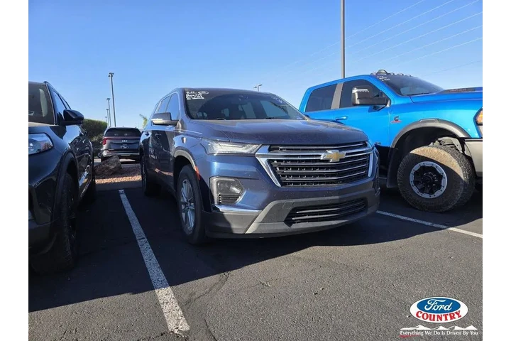 $29995 : Chevrolet Traverse 2022 LT C image 1