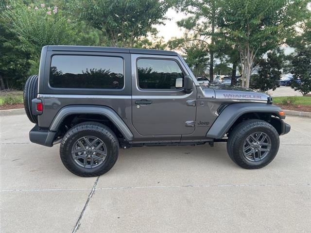 $39992 : 2024 Wrangler Sport image 8