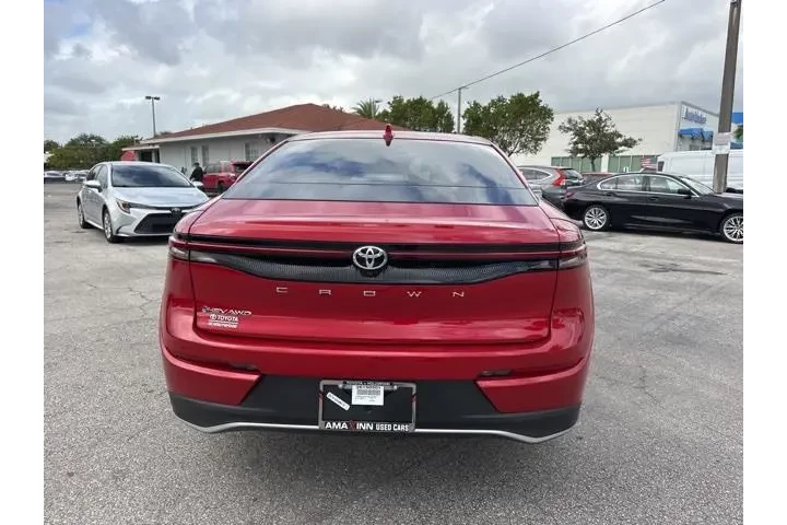 $31988 : Toyota Crown 2024 image 4