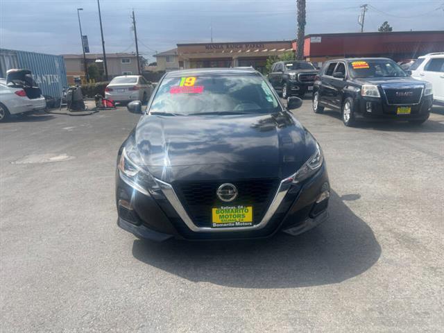 $15999 : 2019 Altima 2.5 S image 4