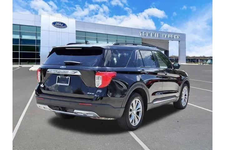 $29491 : Ford Explorer 2022 AWD XLT 4 image 4