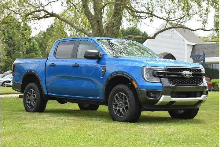 $38500 : Ford Ranger 2024 4x4 XLT 4dr image 1