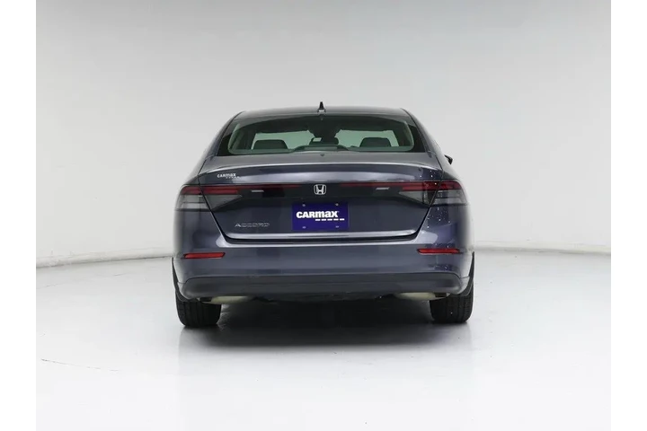 $23998 : Honda Accord 2024 LX 4dr Sed image 6
