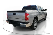 $34591 : Toyota Tundra 2020 4x4 SR5 4 thumbnail