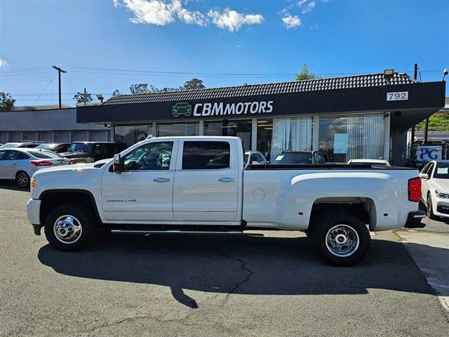 $47995 : 2016 GMC Sierra 3500HD image 7