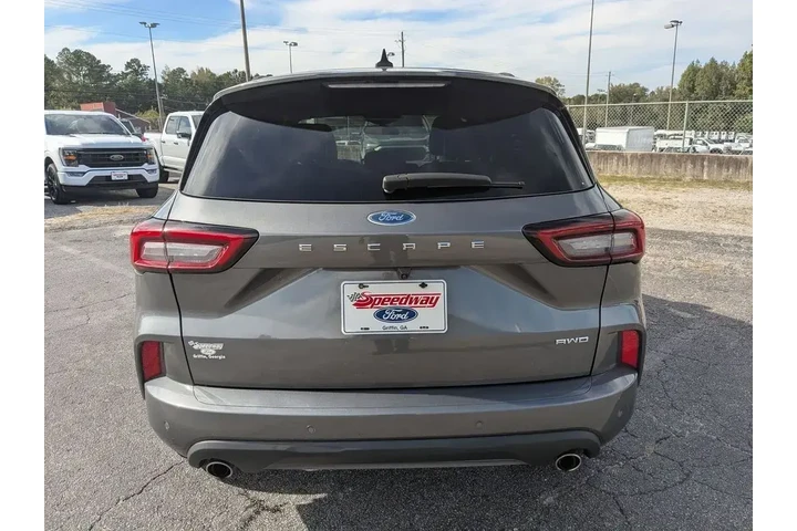 $27991 : Ford Escape 2023 AWD ST-Line image 9