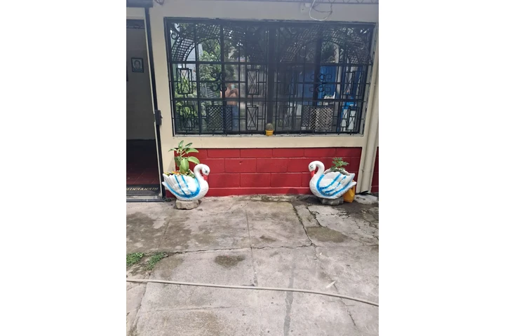 $200000 : Venta de casa geande image 2