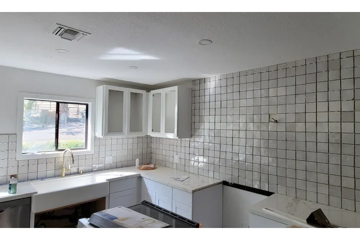 Secti9n Contractors Inc. image 5