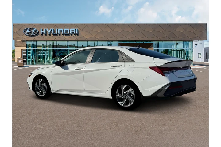 $25600 : Hyundai ELANTRA Hybrid 2025 image 4