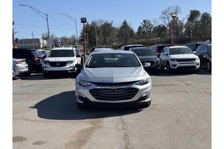 $14450 : 2020 Malibu LS Fleet image 7