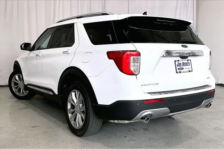$29811 : Ford Explorer 2023 AWD Limit image 5