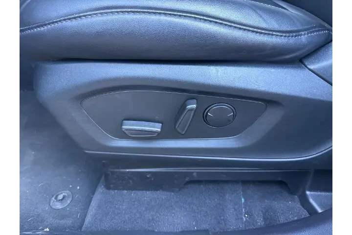 $24920 : Ford Explorer 2022 AWD XLT 4 image 7