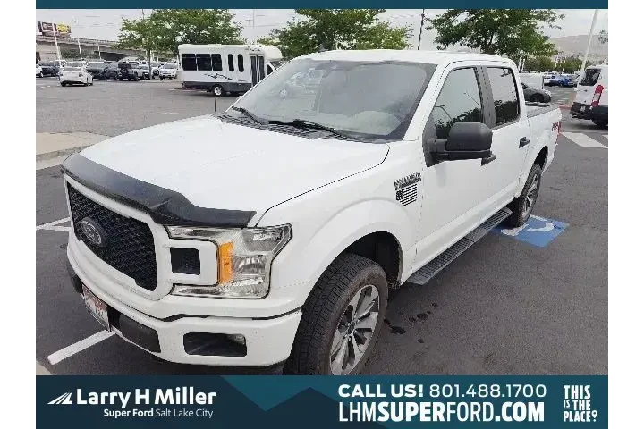 $28052 : Ford F-150 2020 4x4 XL 4dr S image 1