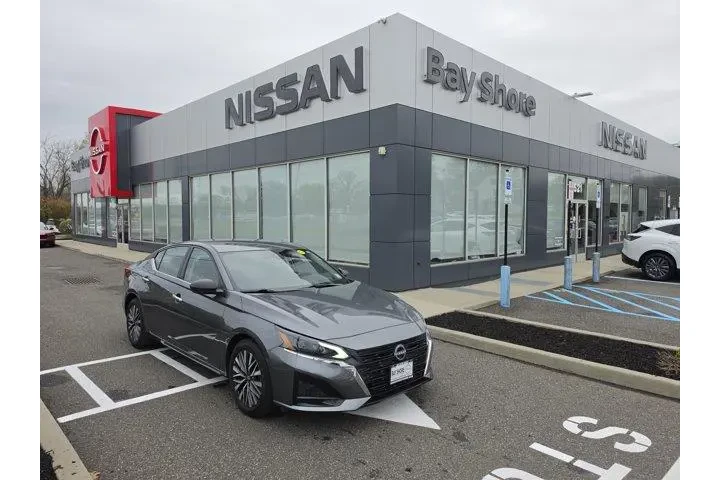 $19279 : Nissan Altima 2025 2.5 SV 4d image 1