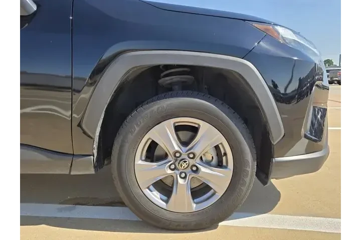 $26490 : Toyota RAV4 2024 XLE 4dr SUV image 8