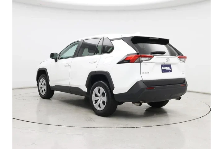 $27998 : Toyota RAV4 2024 AWD LE 4dr image 2