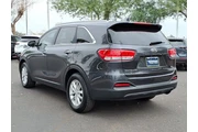 $14999 : Kia Sorento 2018 LX 4dr SUV thumbnail